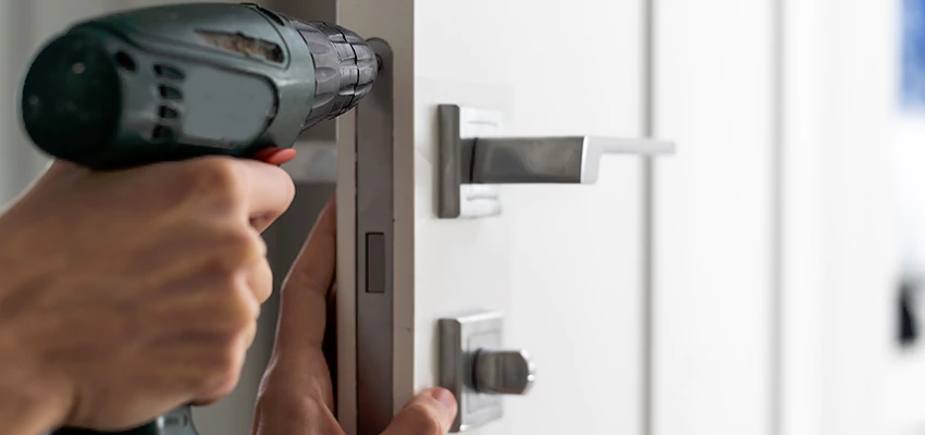 Locksmith For Lock Replacement Near Me in Redding, CA