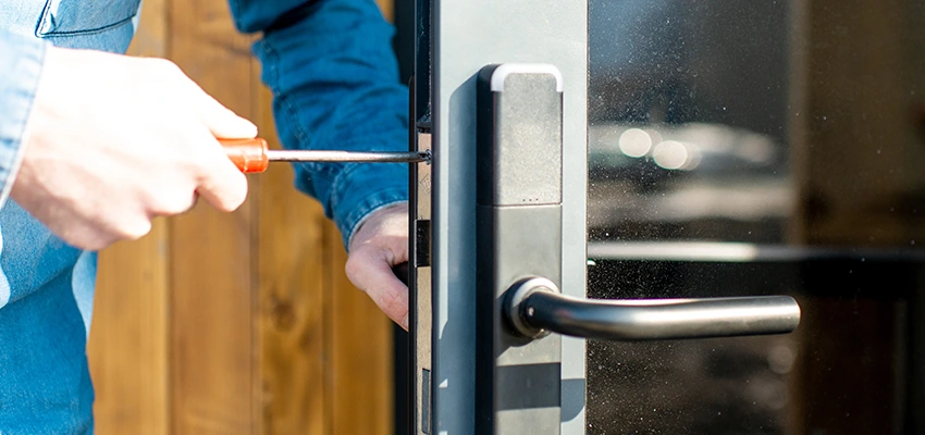 Aluminium Door Lock Replacement in Redding, California